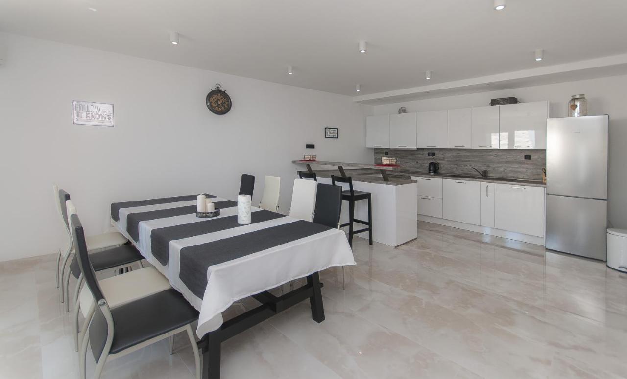 Xxl Villa Vista - Heated Pool لوكفا روجوزنيكا المظهر الخارجي الصورة